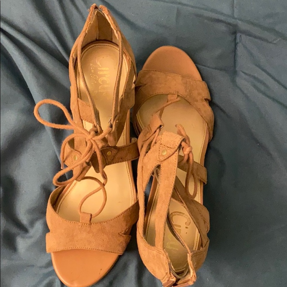 Tan Lacey heels